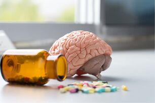 ما الفيتامينات التي يحتاجها الدماغ